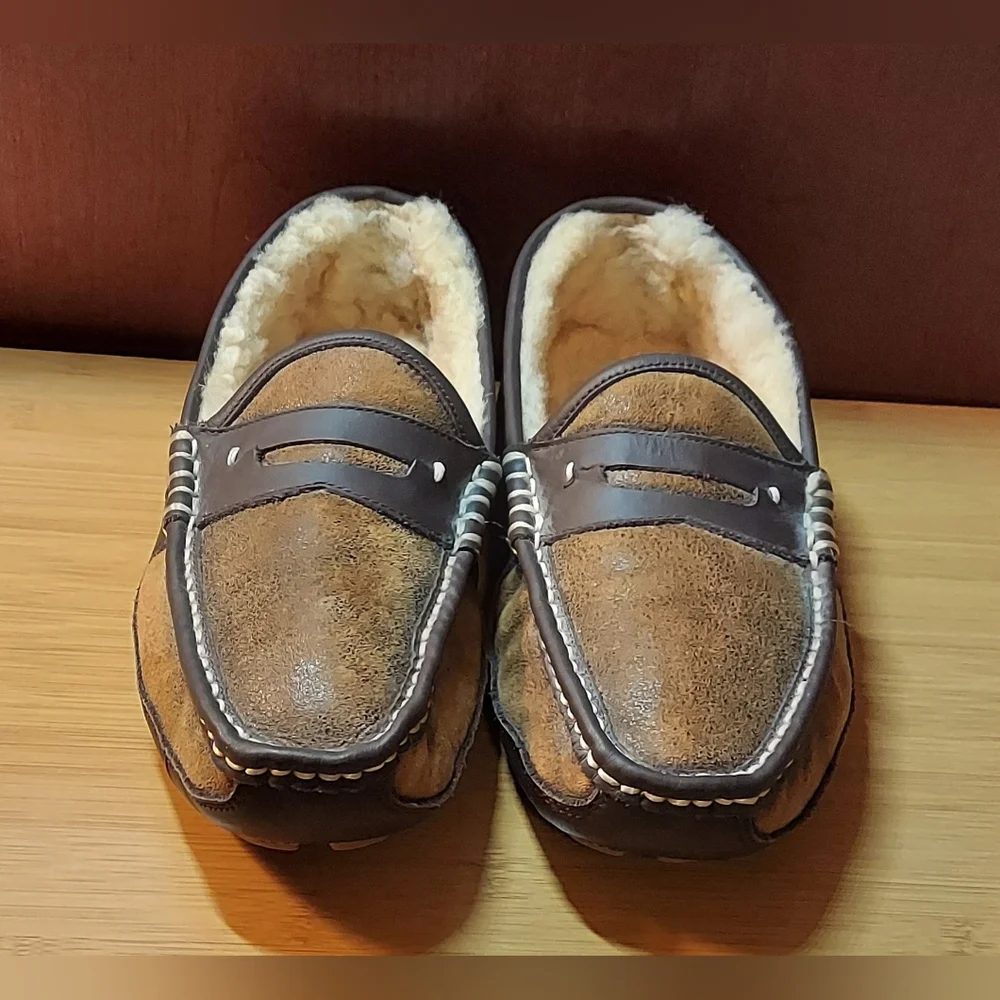 OVERLAND MEN'S DYED & TIPPED SHEEPSKIN LEATHER & FUR LINED PENNY LOAFERS SIZE 10 - Picture 2 of 16